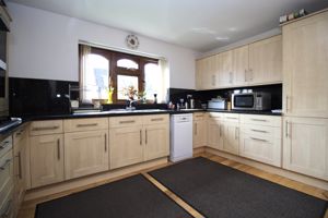 Kitchen- click for photo gallery